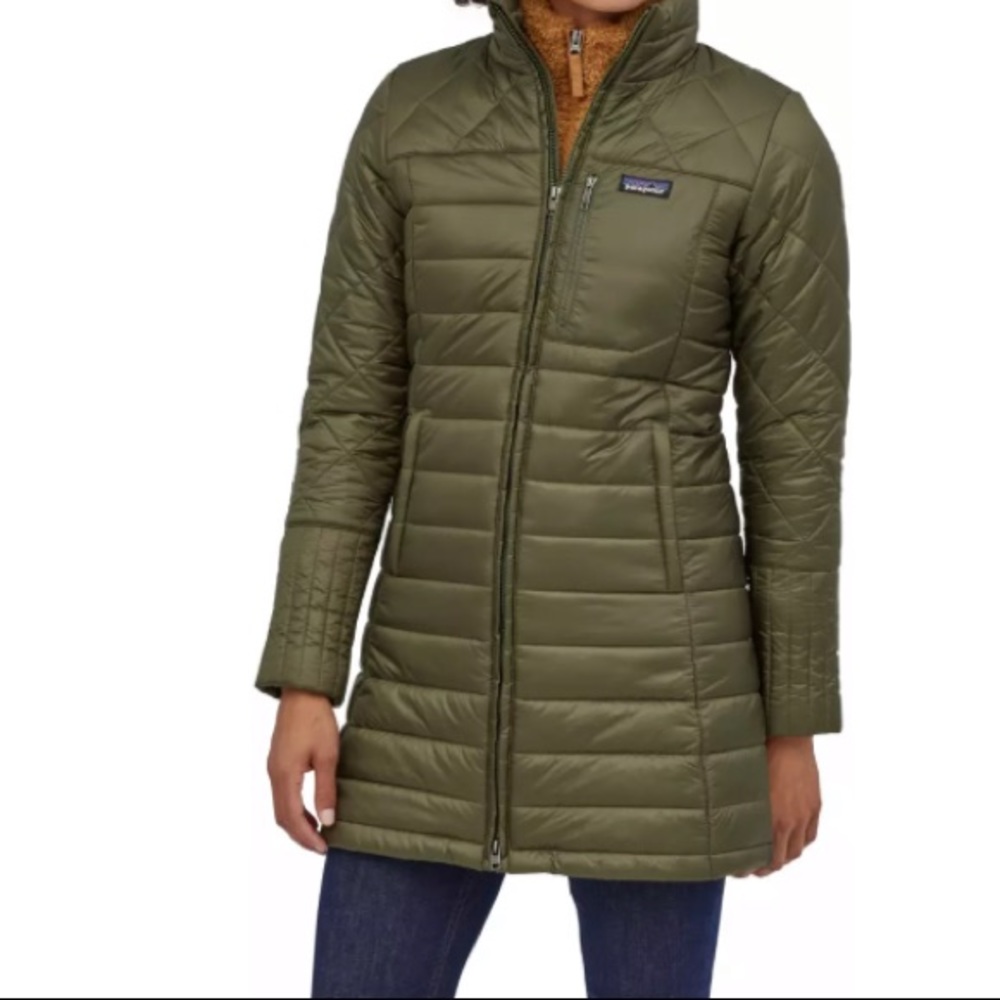 NWT - Green Patagonia parka